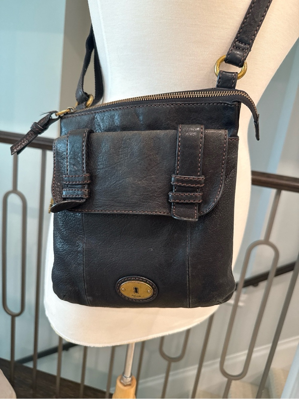 Fossil Black Leather Crossbody Bag Key Charm Vintage Style - Picture 2 of 10
